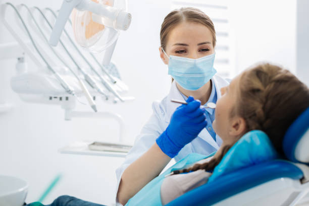 Best Tooth Extraction  in Myrtle Grove, FL